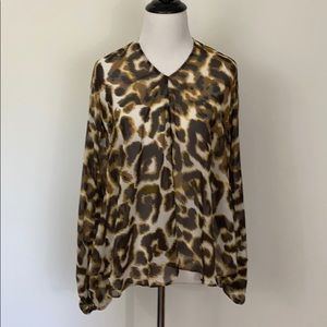 Show Me Your Mumu animal print blouse